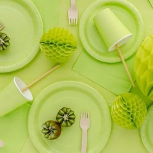 LIGHT GREEN
